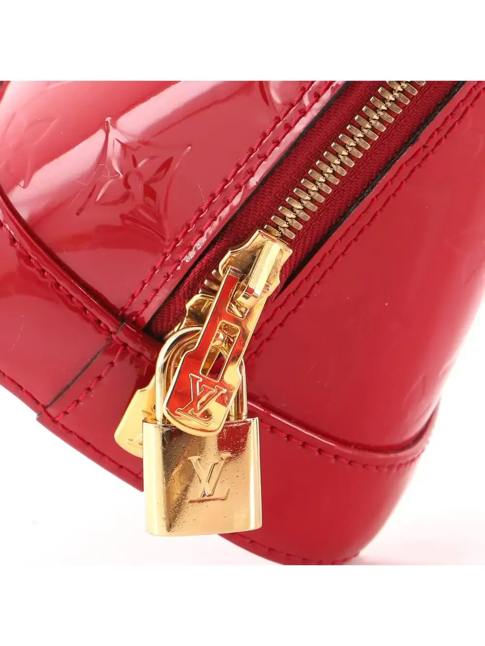 Louis Vuitton Alma Handbag Vernis Bb #334932L14B